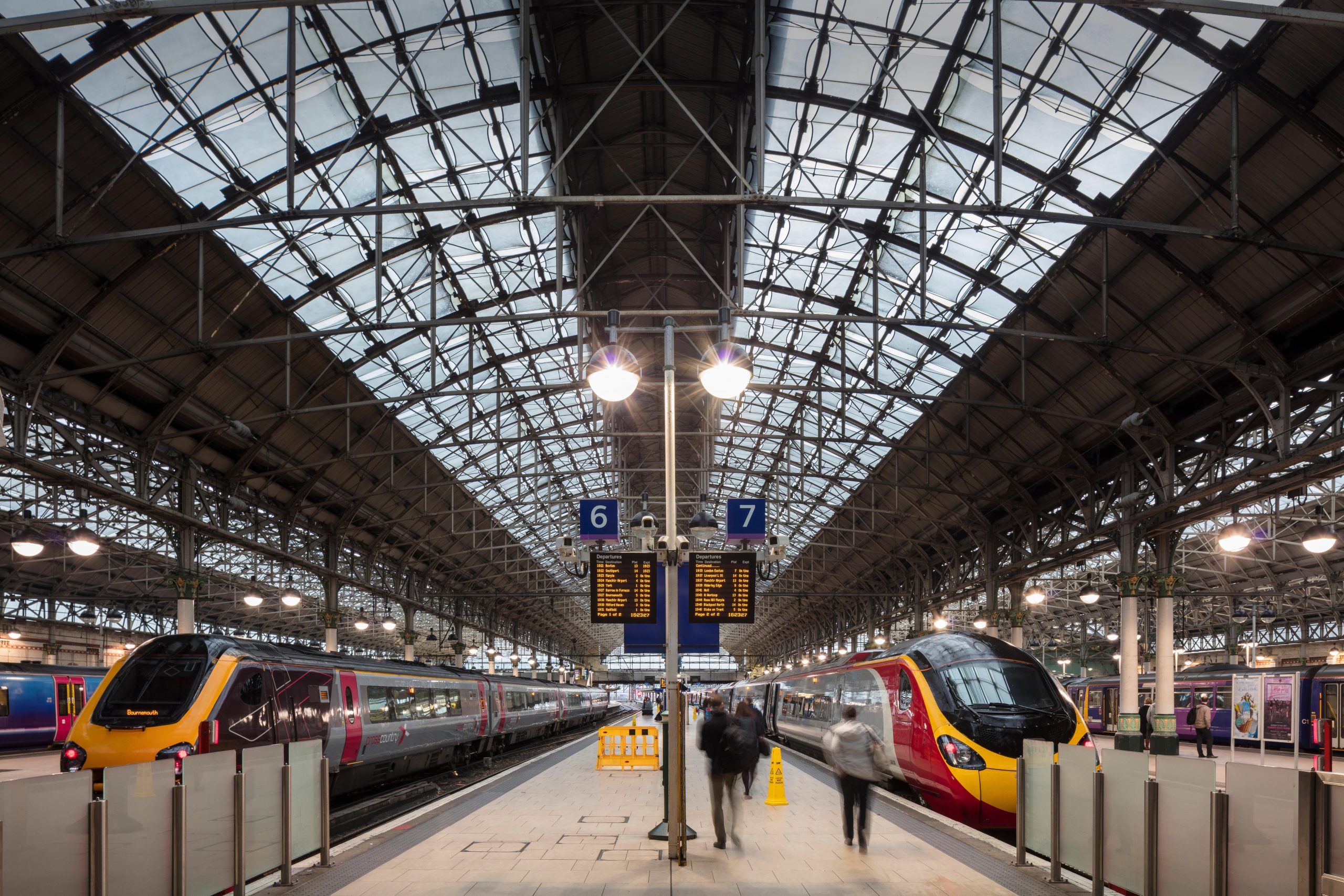 Manchester Piccadilly Train Station